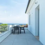 Le Conchiglie Apartments With Pool By Wonderful Italy