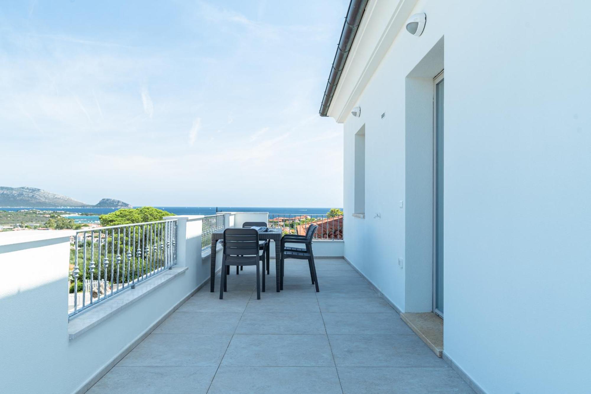Apartment Le Conchiglie With Pool By Wonderful Italy *